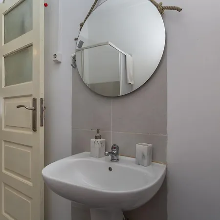 Homestay Evd-rentals Olival Bastos Lisbon